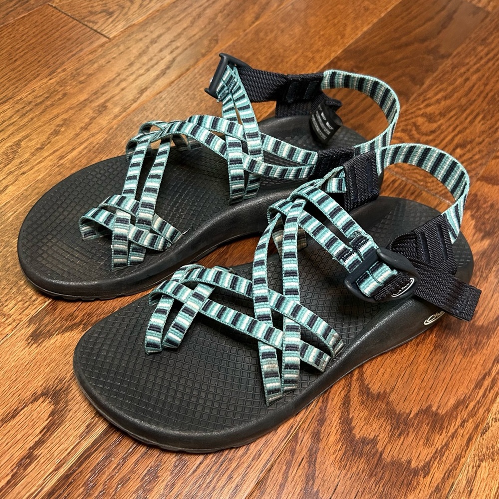 Chaco ZX/2 Black and Aqua Blue Stripes - size 7